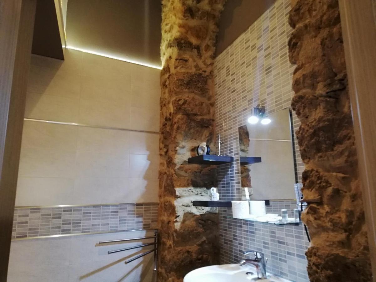 ホテル Palazzo Sant'Elia カルタジローネ エクステリア 写真